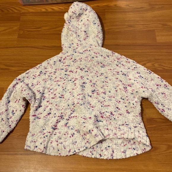 Cat & Jack Hooded Sweater size 5T (CI) - Picture 5 of 5